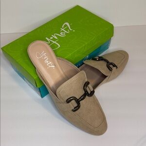 Y-Not? Tan Mules for Women